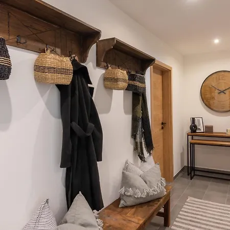 My Erholung Auf Erlebnishof Zwischen Chiemseestrand Und Kampenwand Appartement